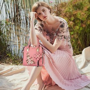 3D floral embroidered handbag